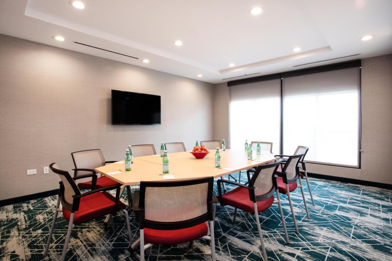 Towneplace Suites By Marriott Chicago Waukegan Gurnee מראה חיצוני תמונה