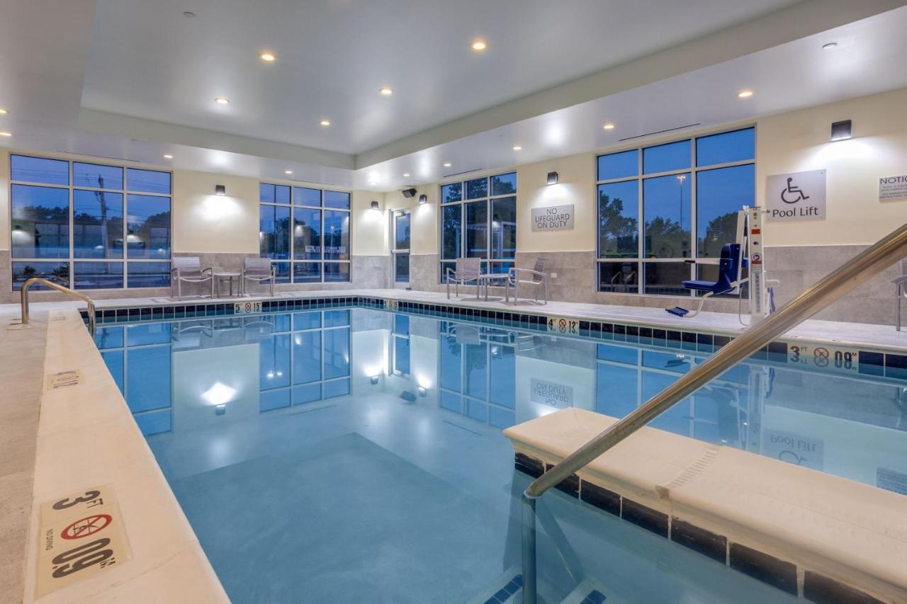 Towneplace Suites By Marriott Chicago Waukegan Gurnee מראה חיצוני תמונה